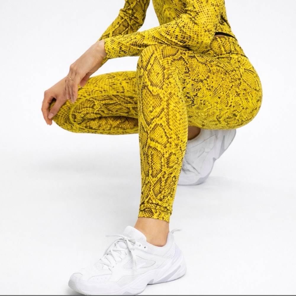 Nike Speed Yellow Python Snake Print Leggings Xs - image 1